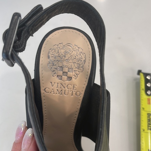 Vince Camuto size 6 open toe and heel sandals - Picture 4 of 5